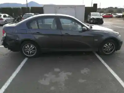 Sloopvoertuig bmw serie 3 berlina (e90) 320d van het jaar 2007 aangedreven 204d4