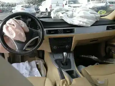 Sloopvoertuig bmw serie 3 berlina (e90) 320d van het jaar 2007 aangedreven 204d4