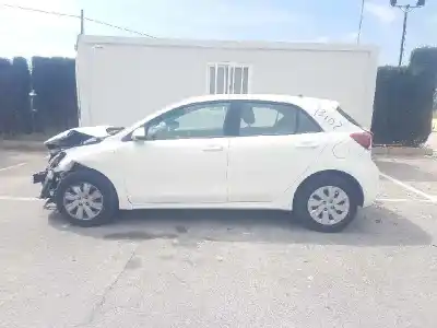 Veículo de Sucata KIA RIO (YB) Attract do ano 2017 alimentado G4LA