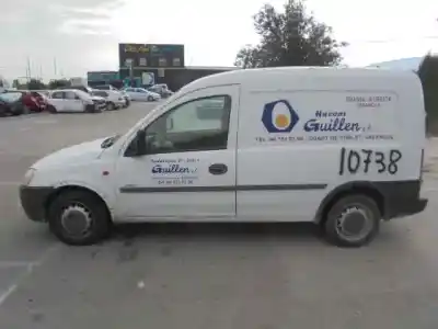 Veículo de Sucata OPEL COMBO Familiar do ano 2002 alimentado Y17DTL