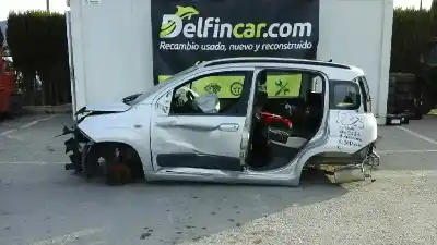 Veículo de Sucata FIAT PANDA (319) Easy do ano 2015 alimentado 169A4000