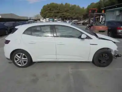 Veículo de Sucata renault megane iv 5 puertas do ano 0 alimentado k9kc656