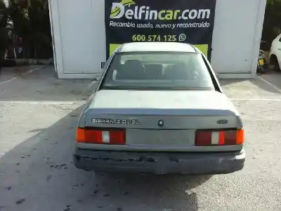 Veicolo di demolizione ford sierra berlina gl dell'anno 1989 alimentato n4