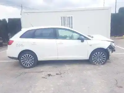 Veicolo di demolizione seat ibiza st (6p8) style connect dell'anno 2016 alimentato cut