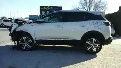 Veículo de Sucata PEUGEOT 3008 GT do ano 2017 alimentado AH01