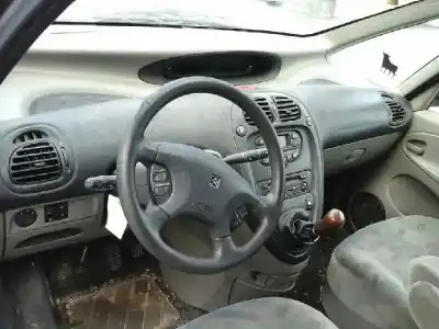 Veículo de Sucata citroen xsara picasso 1.8 cat (6fz / ew7j4) do ano 2001 alimentado 6fz