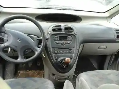 Veículo de Sucata citroen xsara picasso 1.8 cat (6fz / ew7j4) do ano 2001 alimentado 6fz
