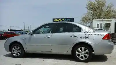 Veicolo di demolizione KIA MAGENTIS Active dell'anno 2006 alimentato G4KA