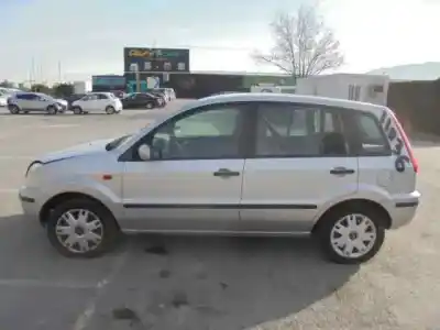 Veículo de Sucata FORD FUSION (CBK) Ambiente do ano 2002 alimentado F6JA