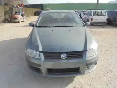 Veicolo di demolizione fiat stilo (192) 1.6 16v dell'anno 2004 alimentato 182b6000