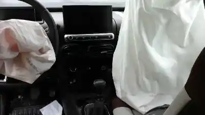 Veículo de Sucata citroen c4 cactus feel do ano 2018 alimentado yh01