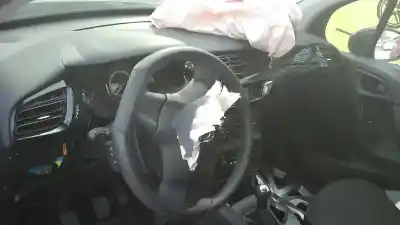 Sloopvoertuig citroen c3 tonic van het jaar 2015 aangedreven hm01