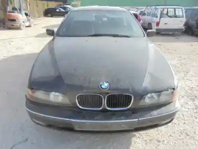 Veículo de Sucata bmw serie 5 berlina (e39) 520d do ano 2000 alimentado 