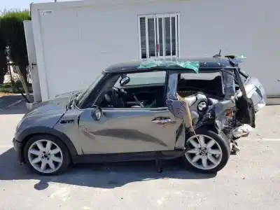 Scrapping Vehicle BMW MINI (R50,R53) Cooper S of the year 2004 powered W11B16A