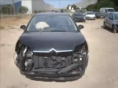 Veículo de Sucata citroen c4 coupe vtr plus do ano 2004 alimentado rfn(ew10j4)