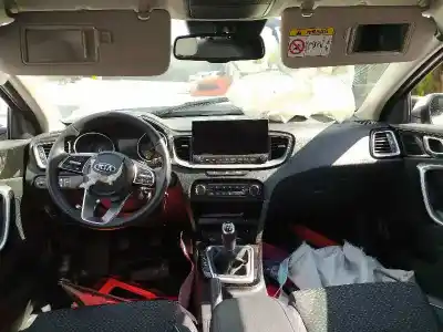 Veicolo di demolizione kia ceed drive dell'anno 2020 alimentato g3lc