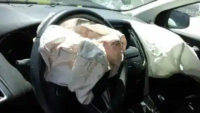 Veículo de Sucata ford focus lim. (cb8) trend do ano 2016 alimentado m1dd