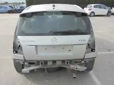 Veicolo di demolizione citroen                                            c2                                                                                                                                                                                                                                                         vtr                                                                                                                                                                                                                                                        dell'anno 2004 alimentato nfu (tu5jp4)