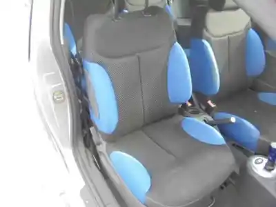 Veicolo di demolizione citroen                                            c2                                                                                                                                                                                                                                                         vtr                                                                                                                                                                                                                                                        dell'anno 2004 alimentato nfu (tu5jp4)