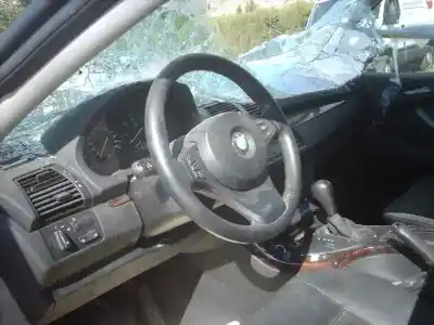 Veículo de Sucata bmw x5 (e53) 3.0d do ano 2006 alimentado 306d2