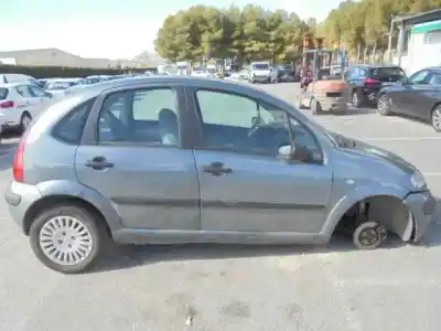 Veículo de Sucata citroen c3 1.4 hdi exclusive do ano 2004 alimentado 8hx (dv4td)
