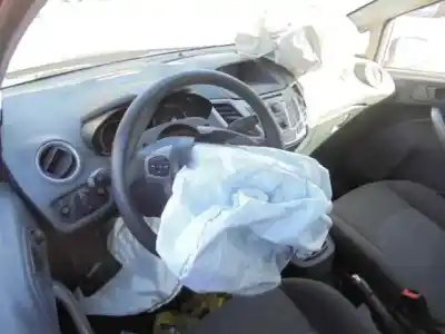 Scrapping Vehicle ford fiesta (cb1) titanium of the year 2011 powered kvja