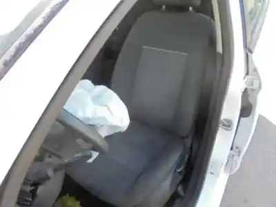 Scrapping Vehicle ford fiesta (cb1) titanium of the year 2011 powered kvja