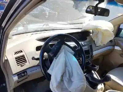 Здавання транспортного засобу ssangyong rodius xdi року 2007 потужний d27dt