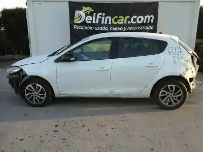 Veicolo di demolizione renault                                            megane iii berlina 5 p                                                                                                                                                                                                                                     limited                                                                                                                                                                                                                                                    dell'anno 2015 alimentato k9kg656