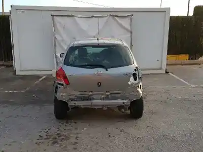 Verschrottungsfahrzeug toyota yaris ts des jahres 2010 angetrieben 1nd