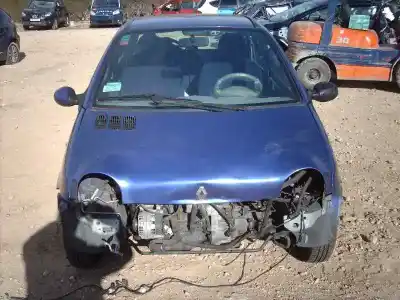 Scrapping Vehicle renault twingo (co6) 1.2 alize of the year 2002 powered d4fa7