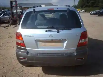 Véhicule à la ferraille kia sorento i (jc) 2.5 crdi de l'année 2004 alimenté d4cb