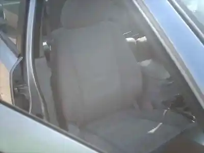 Véhicule à la ferraille kia sorento i (jc) 2.5 crdi de l'année 2004 alimenté d4cb