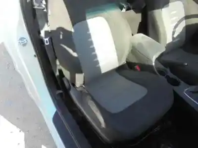 Здавання транспортного засобу kia cee´d edition 7 року 2014 потужний d4fb