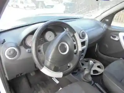 Veículo de Sucata dacia sandero básico do ano 2009 alimentado k9kr7