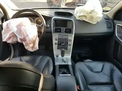 Veículo de Sucata volvo xc60 kinetic awd do ano 2010 alimentado d5244t10