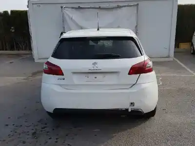 Veicolo di demolizione peugeot 308 style dell'anno 2017 alimentato bh02