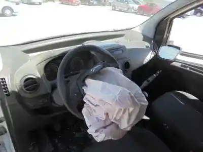 Veicolo di demolizione citroen nemo basis dell'anno 2014 alimentato 199a900 (fhz)