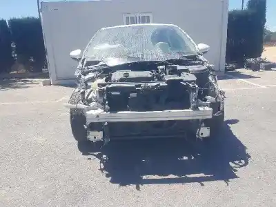 Здавання транспортного засобу citroen c4 lim. white attraction року 2012 потужний 5f01 Здавання транспортного засобу citroen c4 lim. white attraction року 2012 потужний 5f01