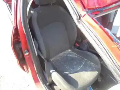 Veículo de Sucata peugeot 206+ básico do ano 2012 alimentado 8ho1