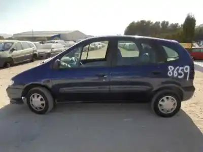 Veicolo di demolizione RENAULT MEGANE I SCENIC (JA0) 1.6e Alize dell'anno 1997 alimentato K7M