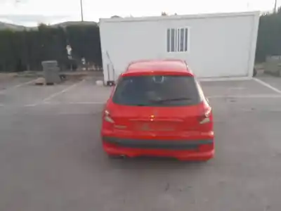 Veículo de Sucata peugeot 206+ básico do ano 2010 alimentado hfx