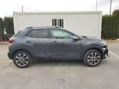 Veículo de Sucata kia stonic (ybcuv) drive do ano 2020 alimentado g3lc