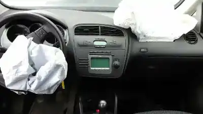 Veículo de Sucata seat altea (5p1) reference do ano 2009 alimentado bxe