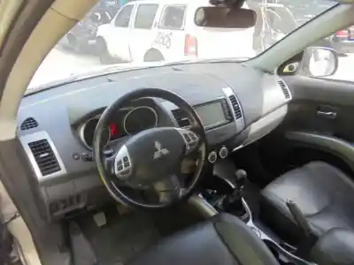 Здавання транспортного засобу mitsubishi outlander (cw0) 2.2 di-d cat року 2007 потужний 4hn