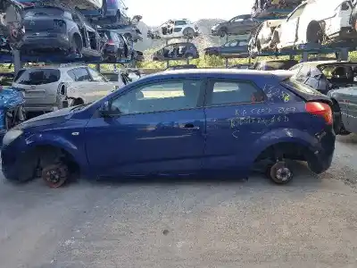 Veículo de Sucata kia cee´d active do ano 2009 alimentado d4fbu