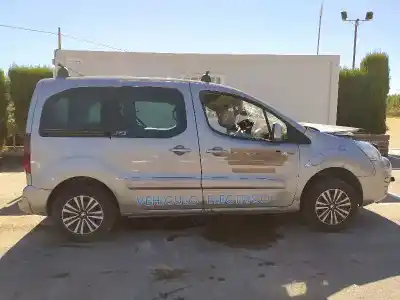 Veículo de Sucata peugeot partner tepee full electric do ano 2018 alimentado electrico