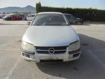 Veículo de Sucata opel omega b básico berlina do ano 1997 alimentado x25td