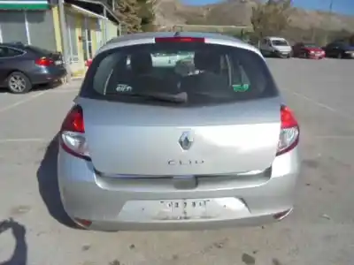 Здавання транспортного засобу renault clio iii authentique року 2011 потужний k9kt766