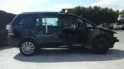 Veículo de Sucata opel zafira b cosmo do ano 2007 alimentado z19dt